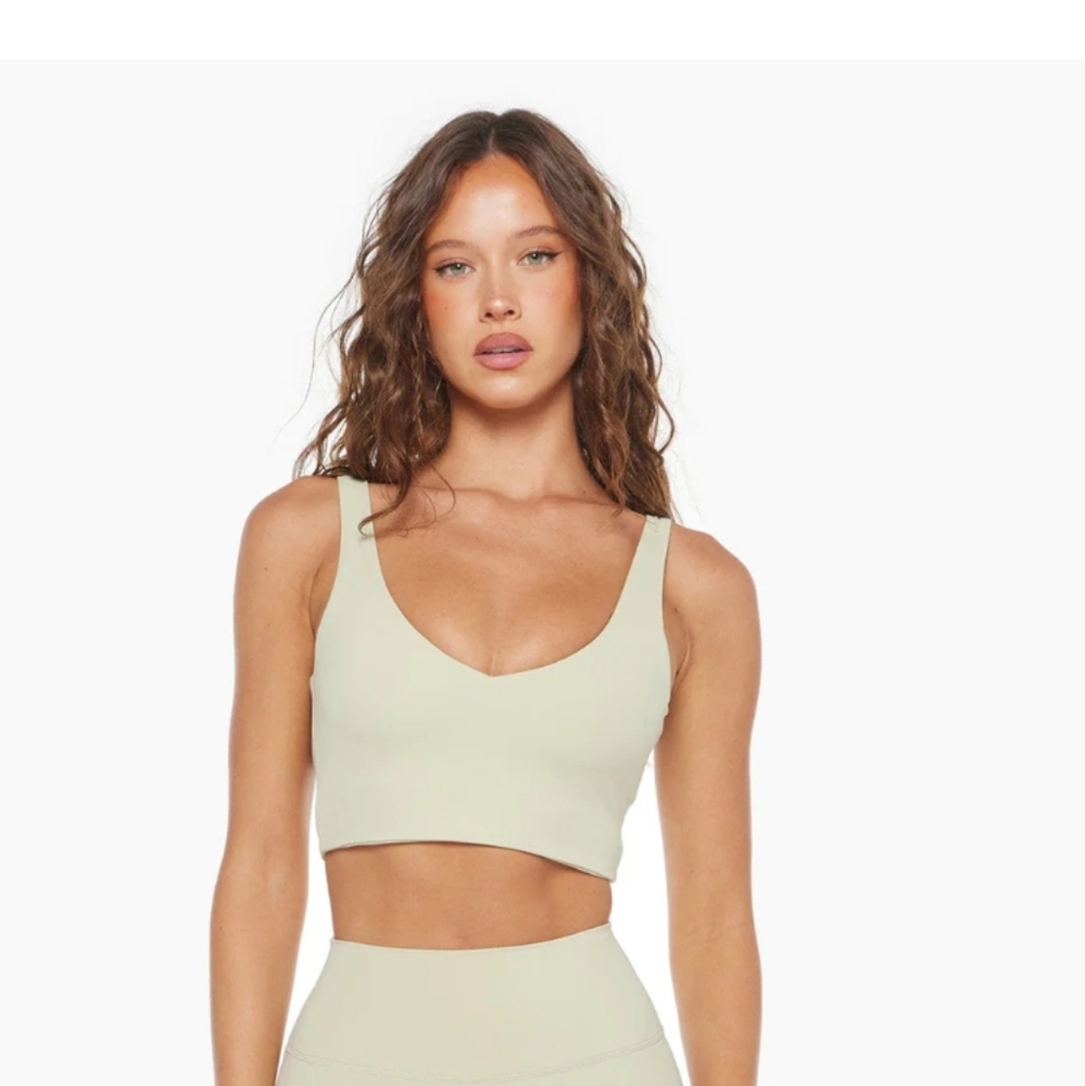 COPY - CSB x Isabelle Mathers Freedom Essential Cropped Tank in Chai sz - S